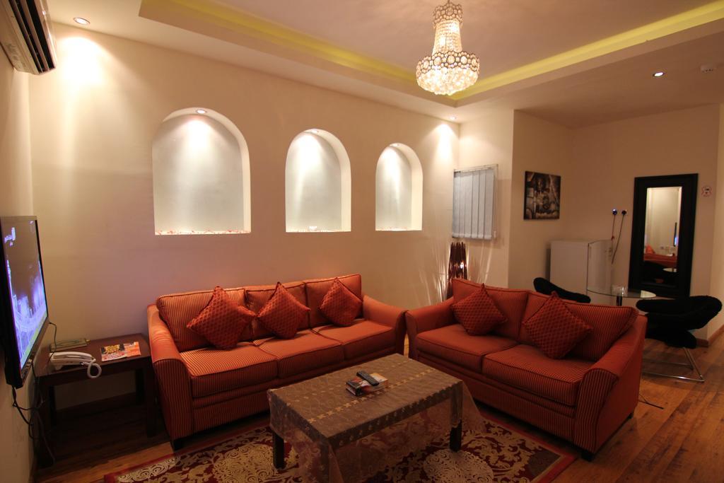 Towlan 1 3* Riyadh